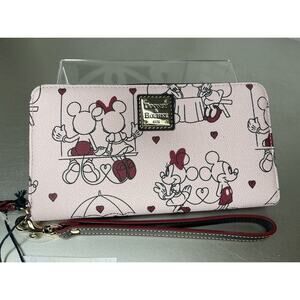 New! Dooney & Bourke Disney Mickey & Minnie in Love Wristlet Wallet Light Pink
